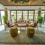 Nas House Private Villas