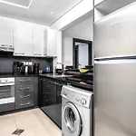 Panoramic 1Br Stunning Marina Views Near Jbr Beach By Maxx Value Homes