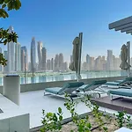 Luxury Beach House With Mesmerizing Skyline View