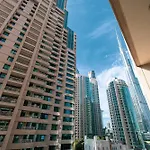 Magnificent Cozy 2 Bedroom In Downtown Dubai