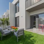 Stylish & Comfy 3 Bed Townhouse In Tilal Al Ghaf