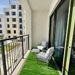 Brand New 2 Bedroom With Seaview
