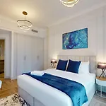 Torch Tower - Incredible Two Bedroom