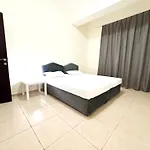 Nahda Star Residence - Home Stay
