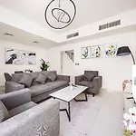 Aliving Luxury 3Br Villa With Maid Room Damac Hills 2