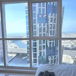 Deluxe Apartment With Panoramic View Near Metro