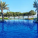 Seaside Serenity Residence Elegant 1Br Escape In Palm Jumeirah By La Buena Vida Holiday Homes