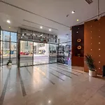Cosmos Living Stylish Studio Near Marina