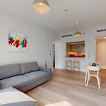 The Point Tower - Chic One Bedroom