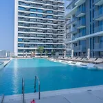 Your Beachfront Luxe Escape Experience - Suiteable
