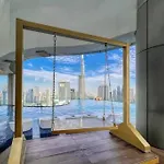 Luxurious One Bedroom Apartment