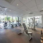 Spacious Apt With Spectacular Burj Khalifa Views