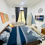 Private Room With Curtains In Marina & Blue Water