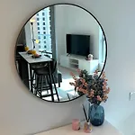 Cozy Marina & Sea View Apt In Bay Central Tower With Modern Gym & Pool, Steps To Beach & Metro