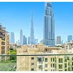 Bnbmehomes- Burj Royale