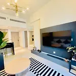 Luxury 1 Bedroom Apartment