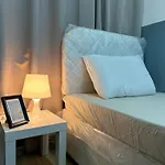 Spacious Mini Partition Room Near Emirates Mall