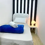 Striped Partition Room In Barsha 1 Near Mall Of The Emirates