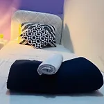Peaceful Partition Room Near Mall Of The Emirates