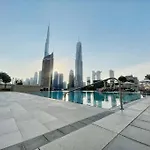 Downtown, Burj Khalifa Views, Dubai Mall Connected