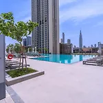Stunning Views, Luxury Residence By Chi Living