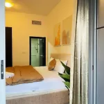 Luxury & Centric Flat With Balcony Views In Marina