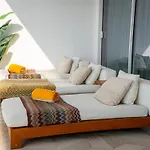 Daniels Stunning 2Br With Full Sea View At Five