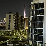 Modern Studio Center Of Dubai