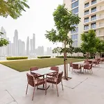 Luxury Beach Front 1Br