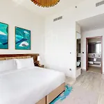 Full Palm And Ocean Views High Floor Avani 1 Bed!