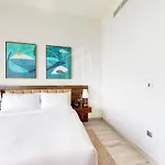 Full Palm And Ocean Views High Floor Avani 1 Bed!