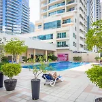 Lux Spectacular Dubai Marina View Apartment
