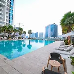 Damac Prive Exquisite Luxurious Studio Apartment By Central Cove Holiday Homes
