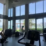 Luxurious 2Br Apt At Blue Waters, Near Marina Mall