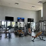 Luxurious 2Br Apt At Blue Waters, Near Marina Mall