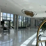 Luxurious 2Br Apt At Blue Waters, Near Marina Mall