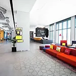 Hampton By Hilton Dubai Al Seef