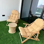 Luxury 2 Bedrooms 5 Minutes From Burj Khalifa