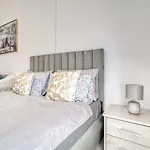 Modern Living Suites Dubai