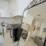 Aws Holiday Homes - Fully Equipped Cozy Studio