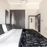 Luxury Iconic Cayan Tower - Free 5 Star Beach Resorts Access!