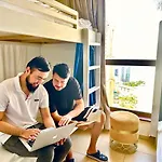 Travel Hub Premium