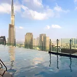 Experience Opulent Living At Paramount Midtown