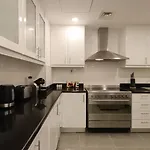 Livbnb- Homely 3+1 In Heart Of Jbr, Close To Beach