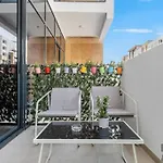 Cozy Studio In Azizi Rivera, Mbr - Host & Stay