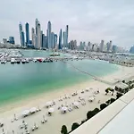 Marina Vista Luxury: 1-Br With Breathtaking Views