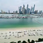 Marina Vista Luxury: 1-Br With Breathtaking Views