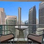 First Class 2Br Stunning Fountain View