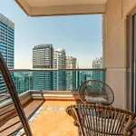 Marina Views - Walking Distance To Beaches - Cityapartmentstay