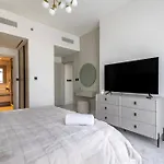 Goldbest - Emaar Beachfront 2Bdr